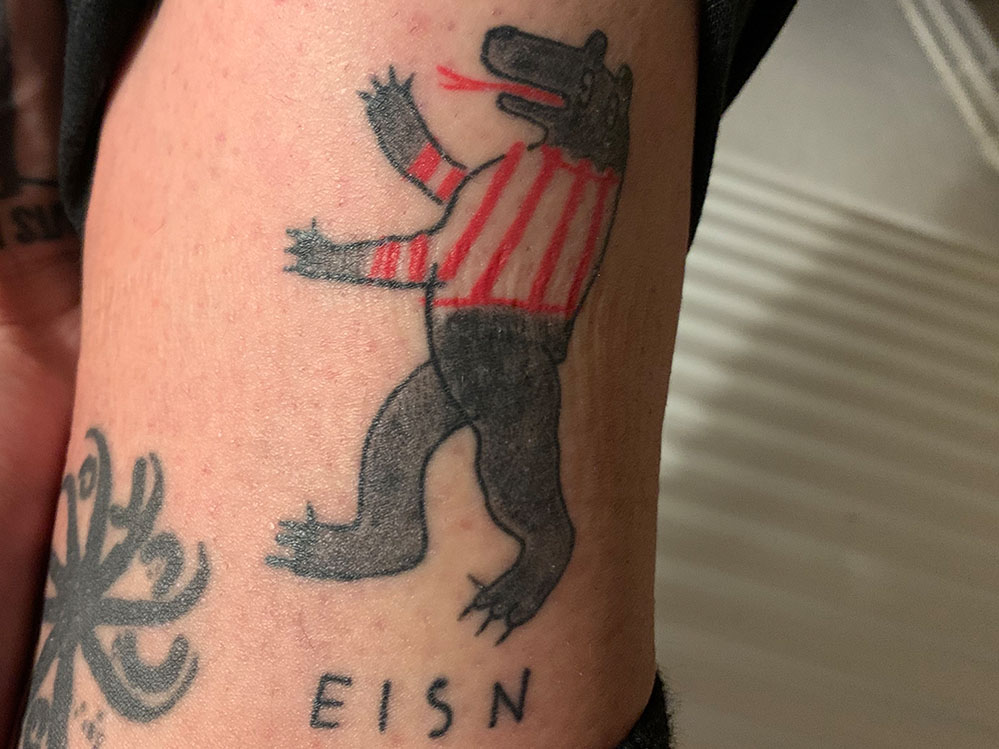 Fortuna Düsseldorf Tattoo Neuzugang ist ein positiver Typ Mit Fabian