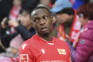 Anthony Ujah kommt auf den Platz