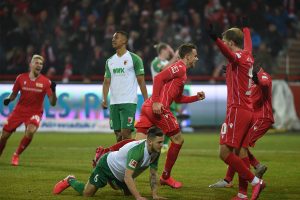 Marcus Ingvartsen jubelt nach seinem Tor zum 2:0 gegen Augsburg