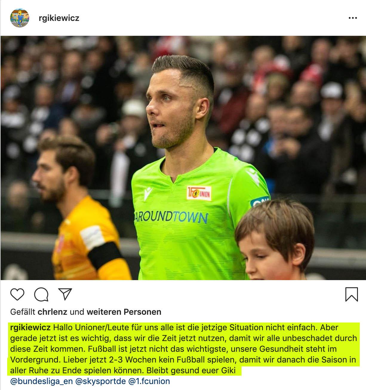Rafal Gikeiwicz auf Instagram: Fußball ist jetzt nicht das wichtigste, unsere Gesundheit steht im Vordergrund. Lieber jetzt 2-3 Wochen kein Fußball spielen, damit wir danach die Saison in aller Ruhe zu Ende spielen können. Bleibt gesund euer Giki