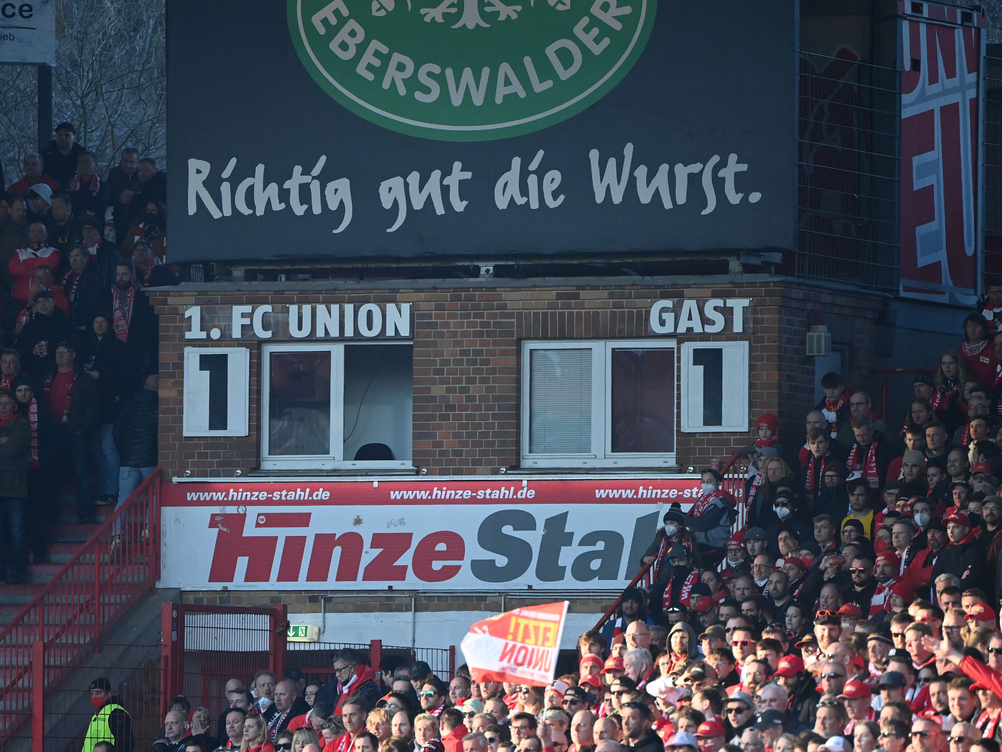 Sind die Leistungen von Union Berlin in der Bundesliga zuletzt so schlecht wie die Ergebnisse? › Textilvergehen