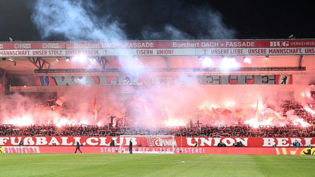 Union Berlin Ultras Pyro