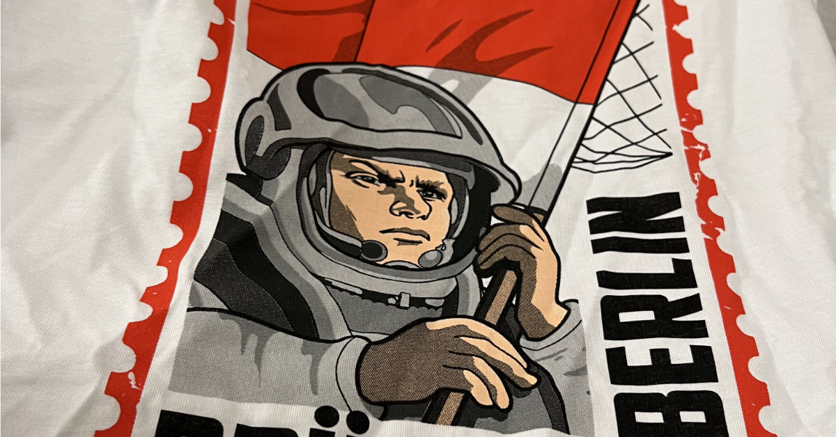 Der Union-Raumfahrer auf dem Brüssel-Shirt, Foto: Sebastian Fiebrig, Motiv: 1. FC Union Zeughaus